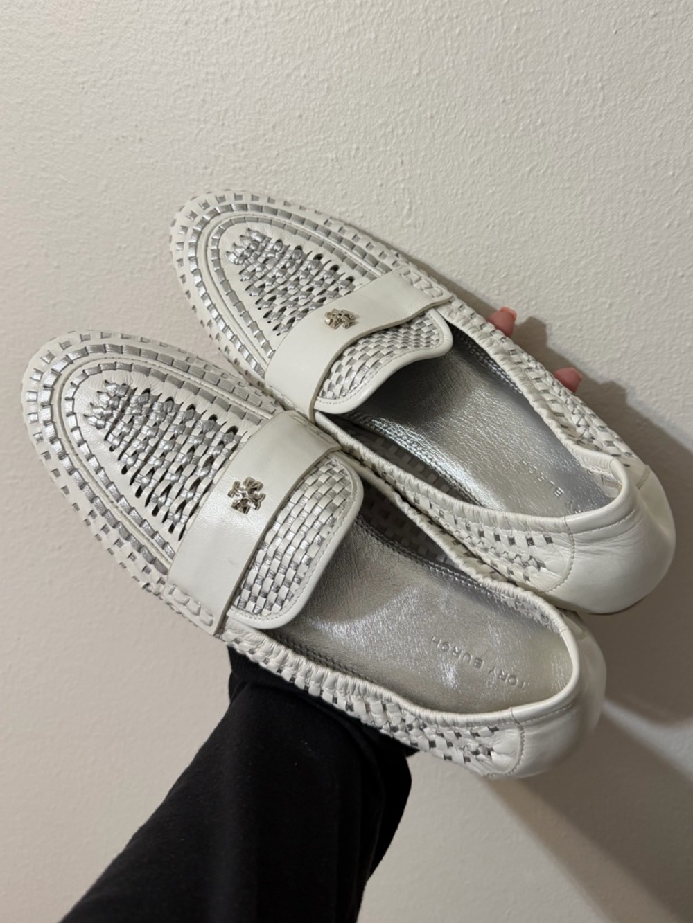 🍎BACK TO SCHOOL SALE🍎 Tory Burch Woven Leather Slip-On Loafers